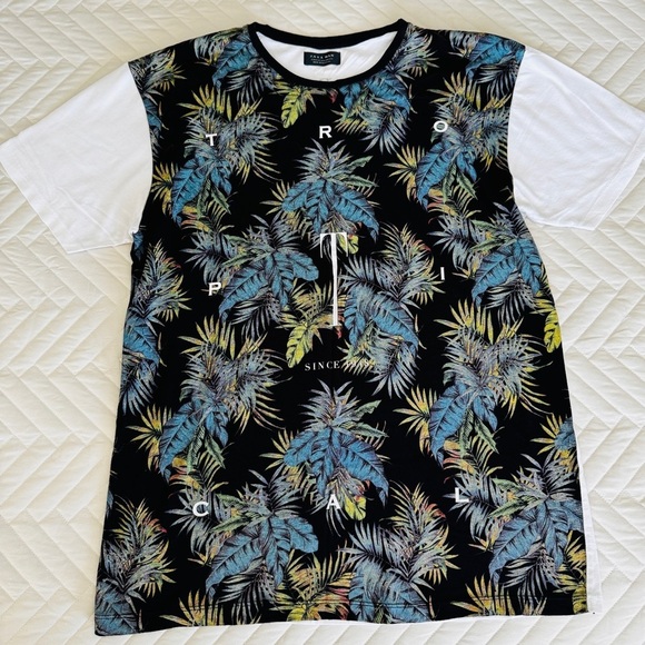 Zara Other - Zara Man T-shirt XL Slim Fit TROPICAL PRINT!